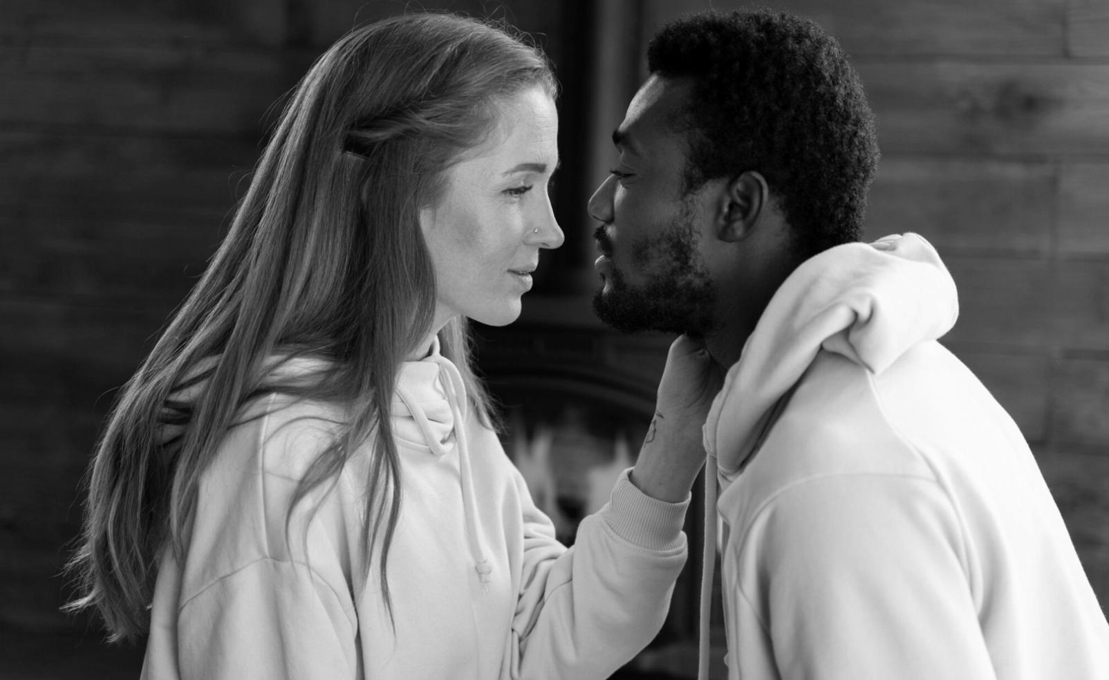 Специалисты проводят групповую работу с семьями